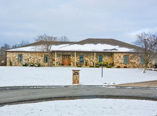 11 Lee Ann Ln, Bridgeport, WV 26330