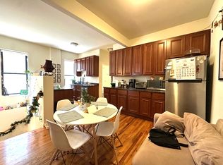 1044 W School St APT 1F, Chicago, IL 60657