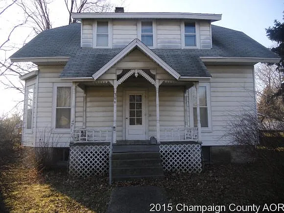 306 N Main St photo 1
