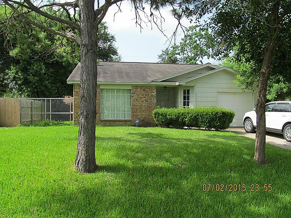 1st image of 2319 31st Ave N