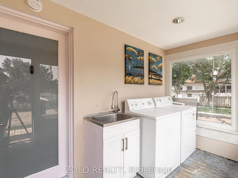 306 Spruce St #BASEMENT — Photo 13