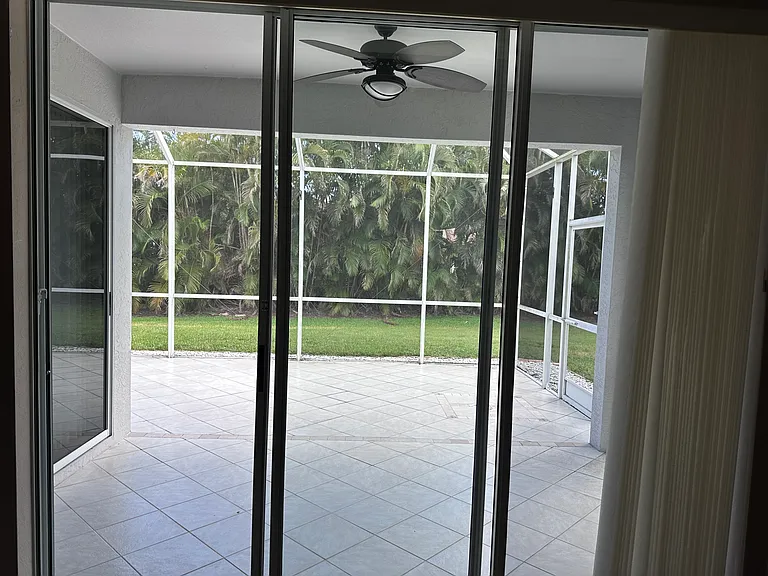 771 Crossfield Cir — Photo 38