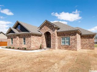 55 Sunset Blvd, Morrilton, AR 72110