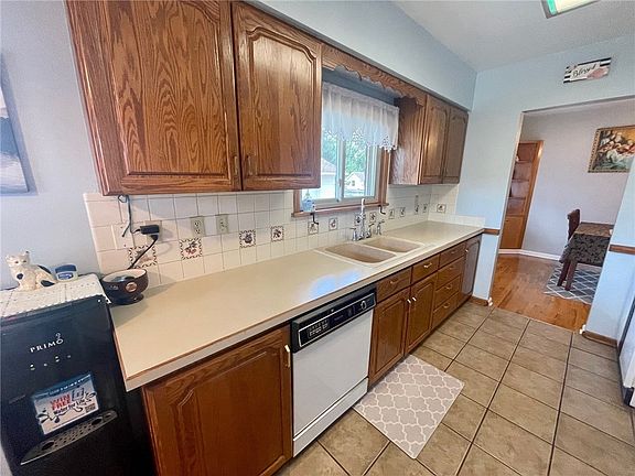 2nd image of 7102 Madison Ave