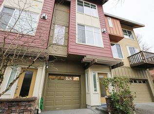 143 Sky Ridge Rd NW #102, Issaquah, WA 98027