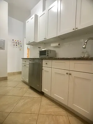 Rented by Mason Real Estate | media 13