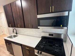 Mozart, Chicago, IL 60618