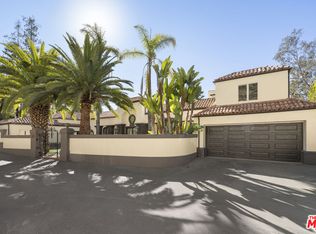 10557 Rocca Pl, Los Angeles, CA 90077