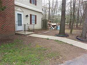 2nd image of 801 Larkspur Ct #C