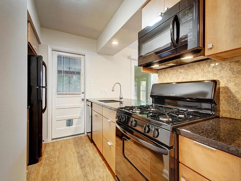 8516 Hathaway Dr #2 — Photo 9