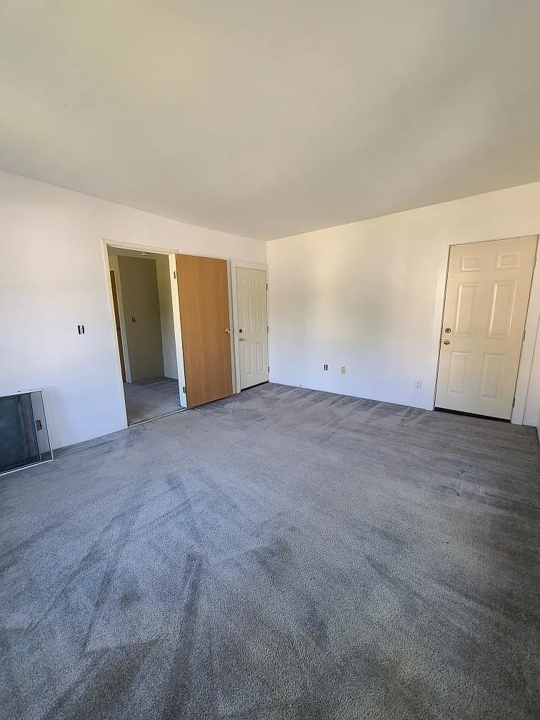 1 bed, $1,600 — Photo 3