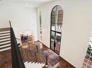 379 Sweetbrier Rd, Memphis, TN 38120