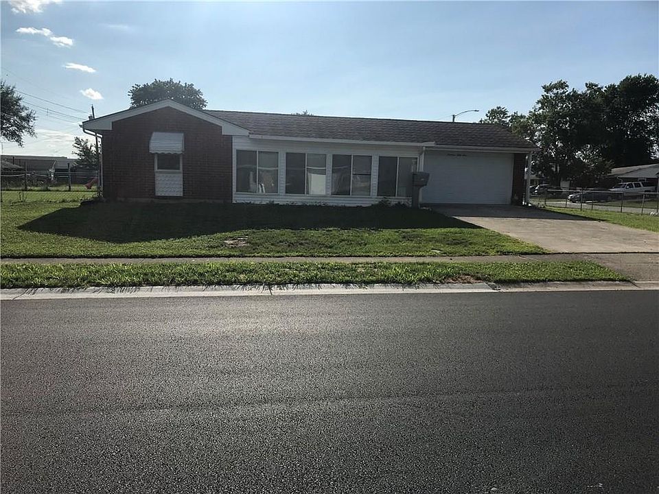 1st image of 1961 Fair Oaks Dr