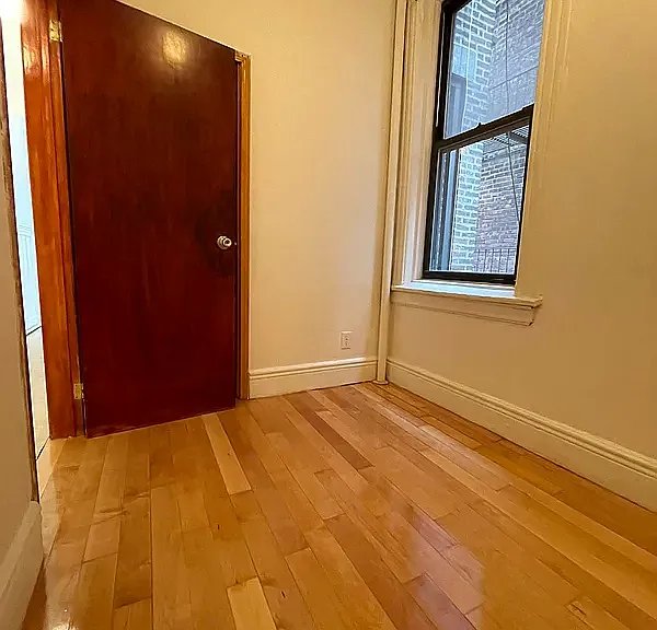 173 3rd Ave #3N — Photo 6