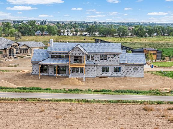 5th image of 1850 Country Dr