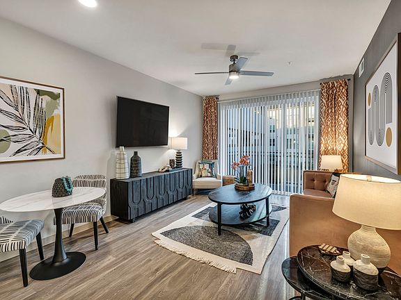 66-web-or-mls-4600-n-mays-st-1202