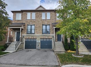 19 Foxchase Ave #31, Vaughan, ON L4L9M9