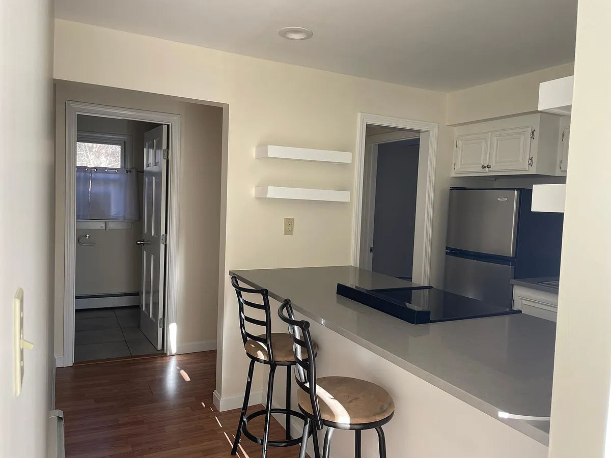 Building Photo - 153 Rockland St #3