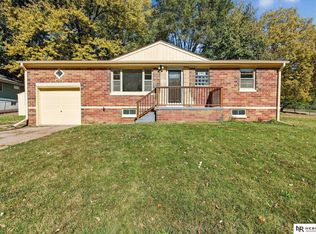 4604 Saratoga St, Omaha, NE 68104