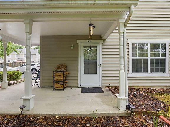 4th image of 378 Rivers Ridge Cir
