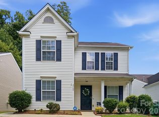 2722 Meadow Knoll Dr, Charlotte, NC 28269