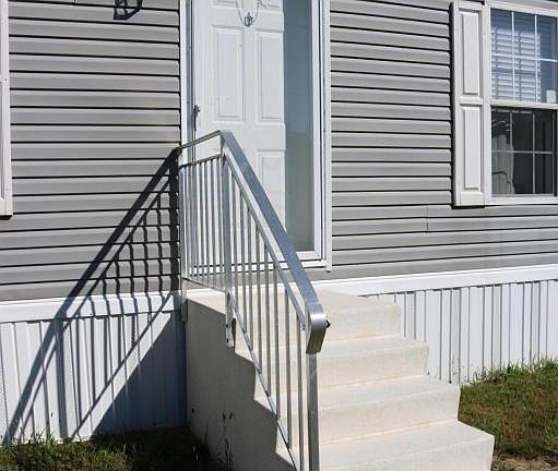 2nd image of 248 Railroad St