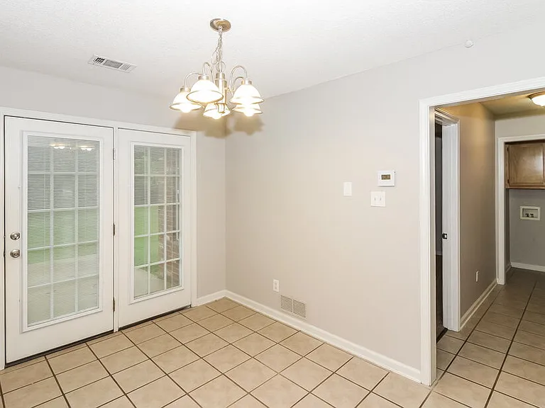 3412 Pendulum Dr E — Photo 8