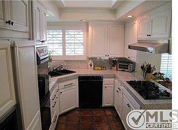 5th image of 4741 Larkwood Ave