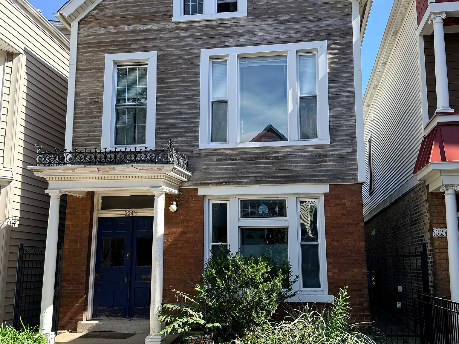 2 bed, 1000 sqft, $2,275 — Photo 3