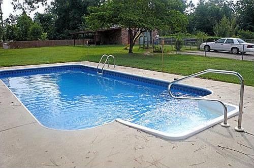 2nd image of 2248 Skyland Ln