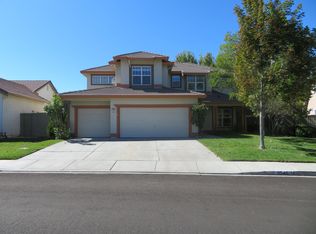 9545 Comanche Moon Dr, Reno, NV 89521
