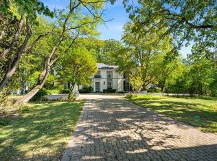 39 Locust Rd, Winnetka, IL 60093