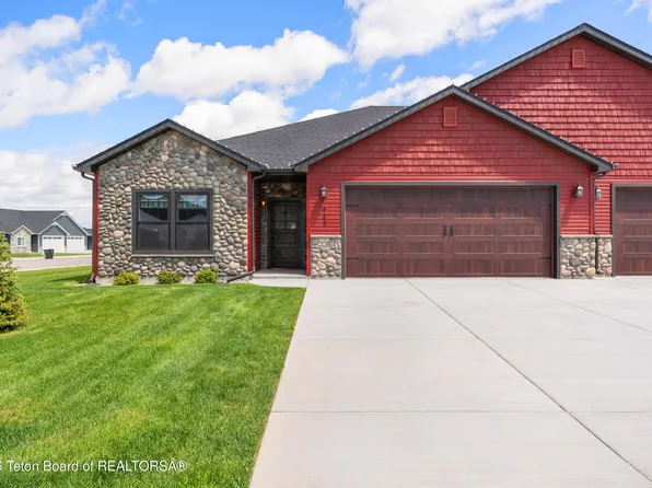 423 ROCKY MOUNTAIN Avenue, Shelley, ID 83274