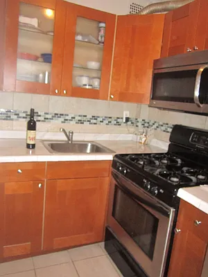 Sold by Winzone Realty Inc | media 7