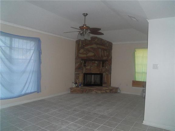 4th image of 7608 Berg St
