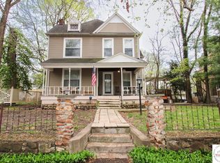 711 W 6th St, Sedalia, MO 65301