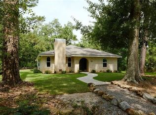 100 Live Oak St, Mandeville, LA 70448