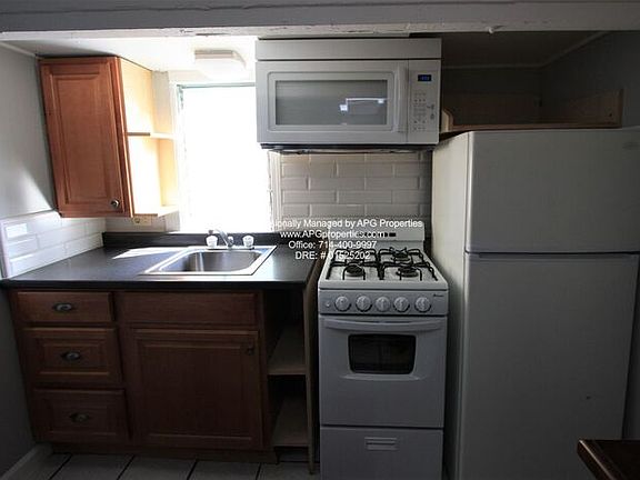 5th image of 136 1/2 N Yale Ave Unit 136
