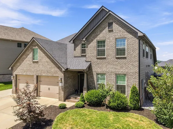 1439 Ridge Climber Rd, Knoxville, TN 37922