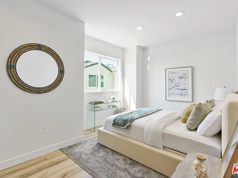 14651 W Sara Ln — Photo 15