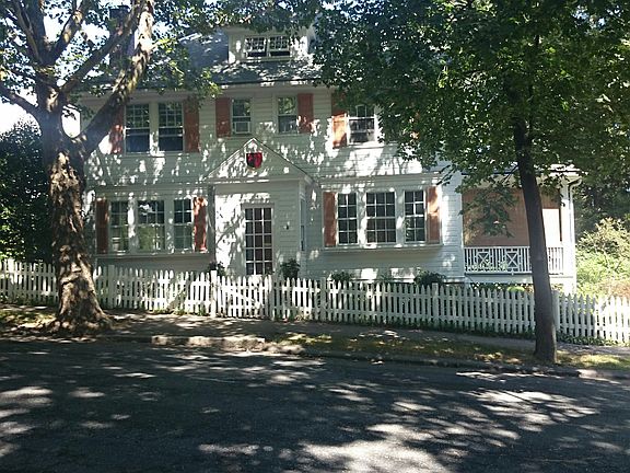 2nd image of 15 Cumberland Ave