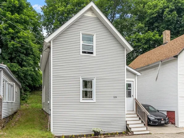 126 River St, Southbridge, MA 01550