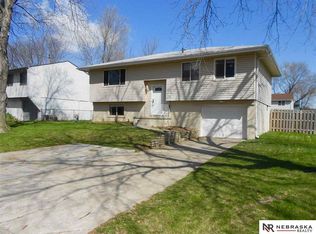 12906 Ames Ave, Omaha, NE 68164