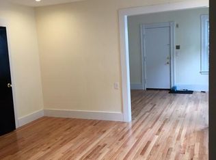 17 Cushing St APT 1, Waltham, MA 02453