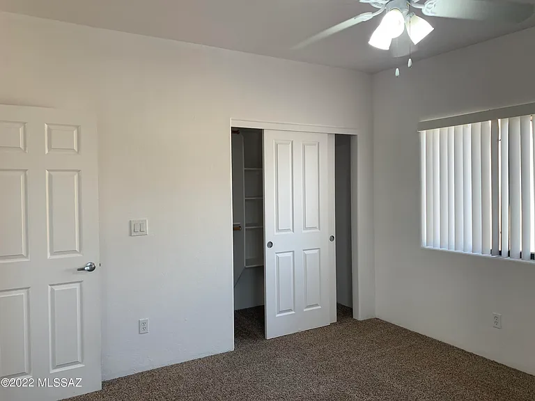 1741 E Hedrick Dr — Photo 29