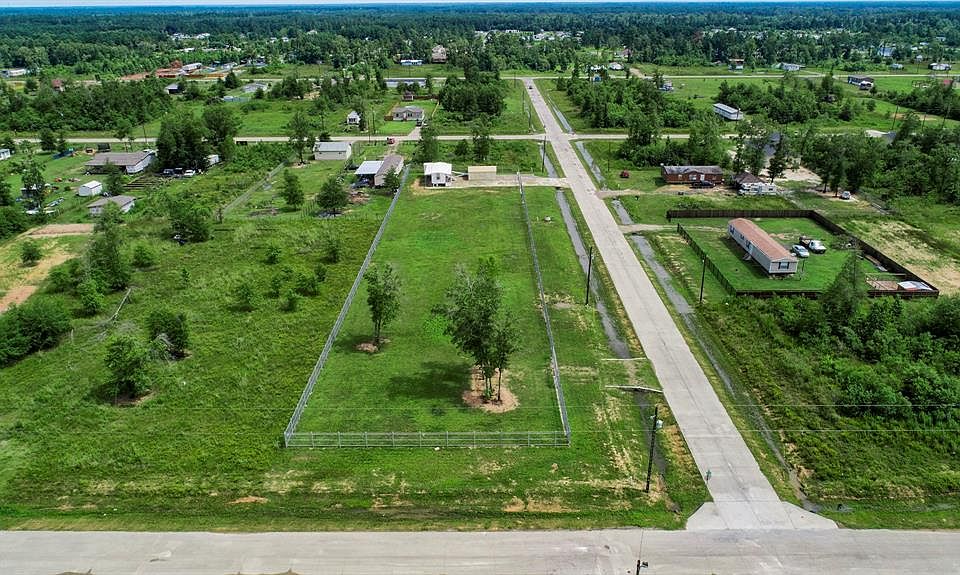 1st image of 230 County Road 3579