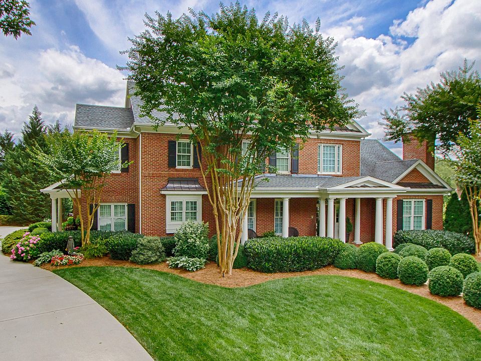 1st image of 12214 Cotswold Ln
