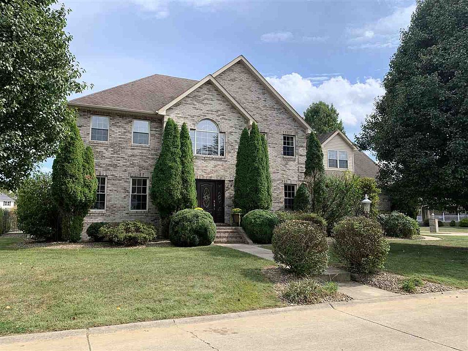 1st image of 35 Diamond Dr