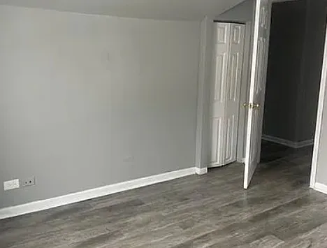 4 bed, 1900 sqft, $2,300 — Photo 4