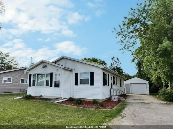 1743 Oshkosh Ave, Oshkosh, WI 54902